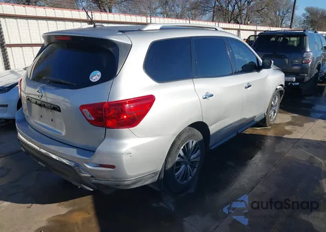 2018 Nissan Pathfinder S z USA, uszkodzony, nr VIN 5N1DR2MN3JC628185